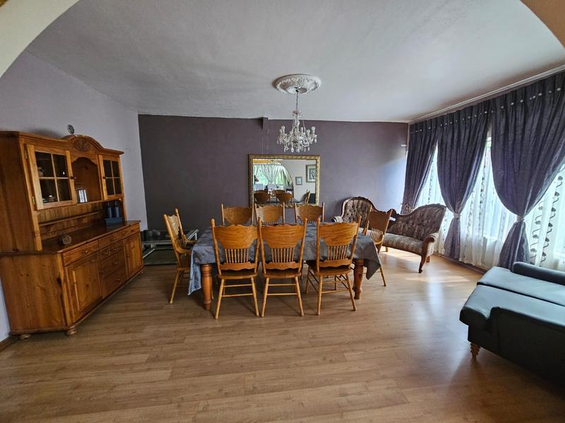 5 Bedroom Property for Sale in Wilkeville North West